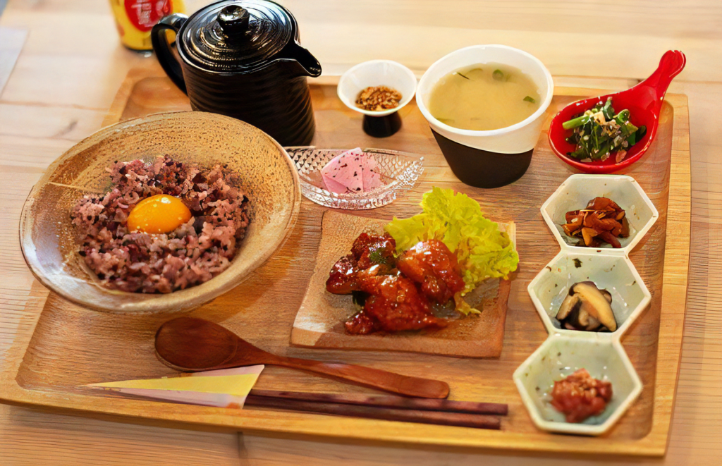 豊栄くらすへそ丼